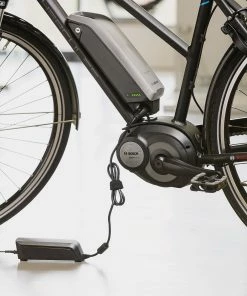 Bosch EBike - Chargeur Compact Active / Performance 6 Bosch EBike - Chargeur Compact Active / Performance -Vélos électriques Soldes 2017 bosch chargeur de batterie de velo electrique 0 3840x2160