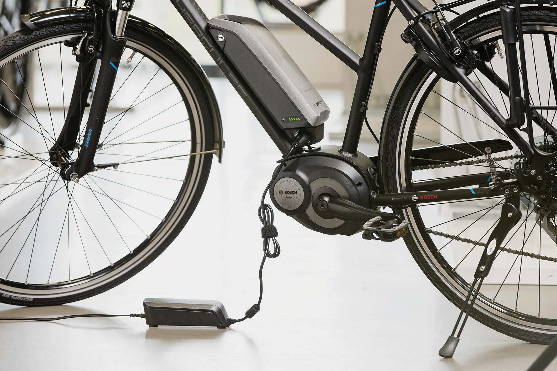 Bosch EBike - Chargeur Compact Active / Performance 4 Bosch EBike - Chargeur Compact Active / Performance – Image 2