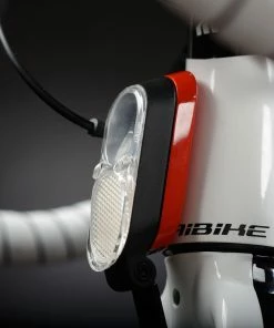 Haibike - EHeadlight - éclairage Avant LED 60 Lux -Vélos électriques Soldes haibike eheadlight eclairage avant led 60 lux cadre blanc 3840x2160 scaled