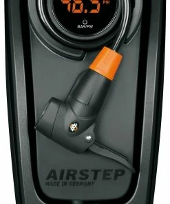 SKS - Pompe à Pied Airstep Digi Pour Vélo électrique -Vélos électriques Soldes sks pompe a pied airstep digi detail 4 3840x2160