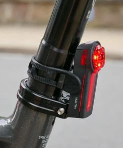 Trelock - Set D'éclairage Avant/arrière LS 660 I-GO Vision Lite / LS 740 I-GO 13 Trelock - Set D'éclairage Avant/arrière LS 660 I-GO Vision Lite / LS 740 I-GO -Vélos électriques Soldes trelock set eclairage ls 660 ls 740 i go 5 3840x2160 scaled